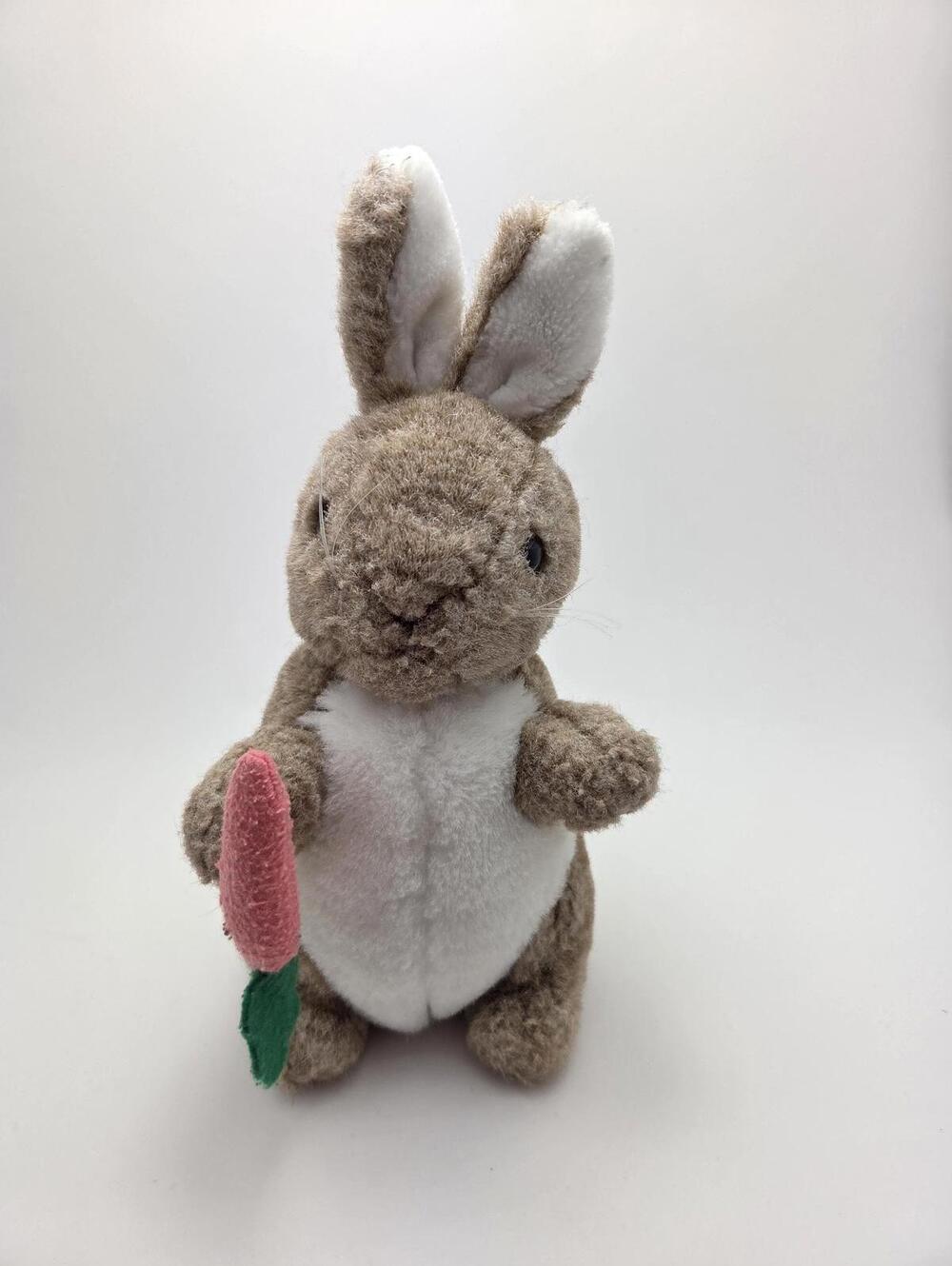 Vintage Eden Toys Peter Rabbit Plush Bunny with Carrot Beatrix Potter! (8 inch)